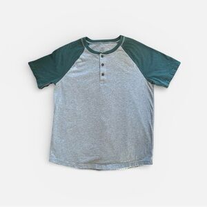American Eagle Men's Medium Green Gray Baseball Raglan Henley Tee Athleisure